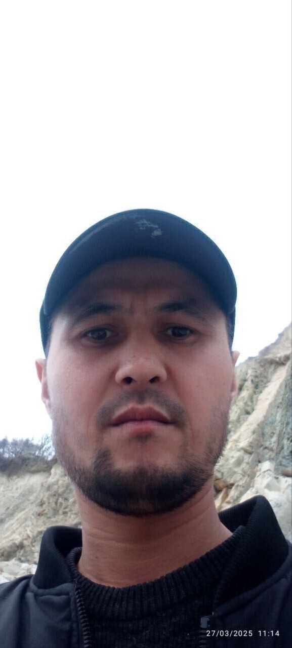  --,   Akbarjon, 33 ,   ,   