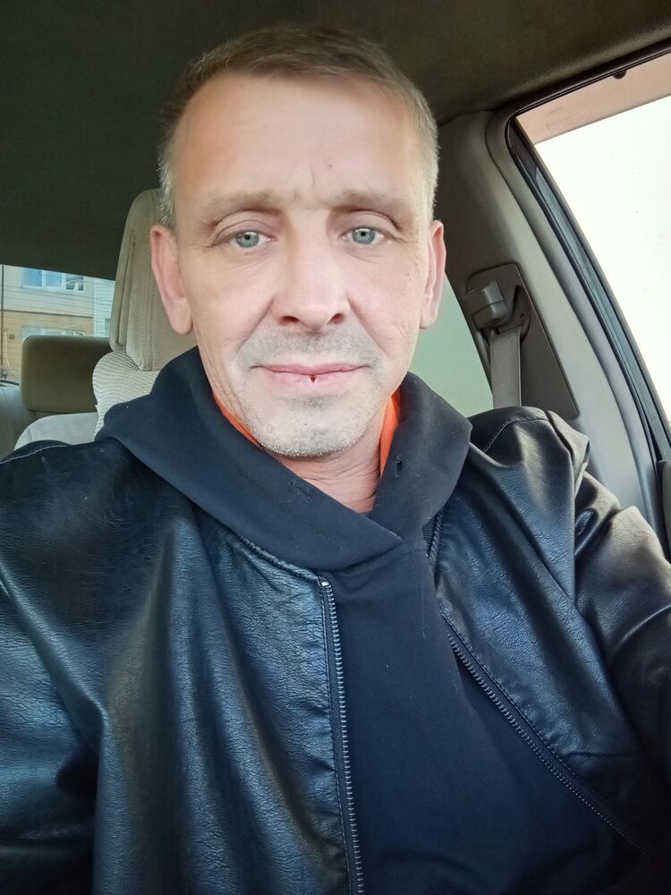  39140931  , 49 ,    