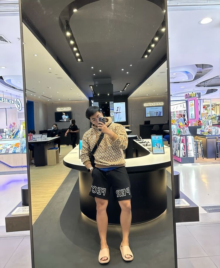 ���������� �����-���������, ���� ����� Theesanot, 25 ���, ������������ ��� ������, ����� � ���������, c�������� ���������, ���������