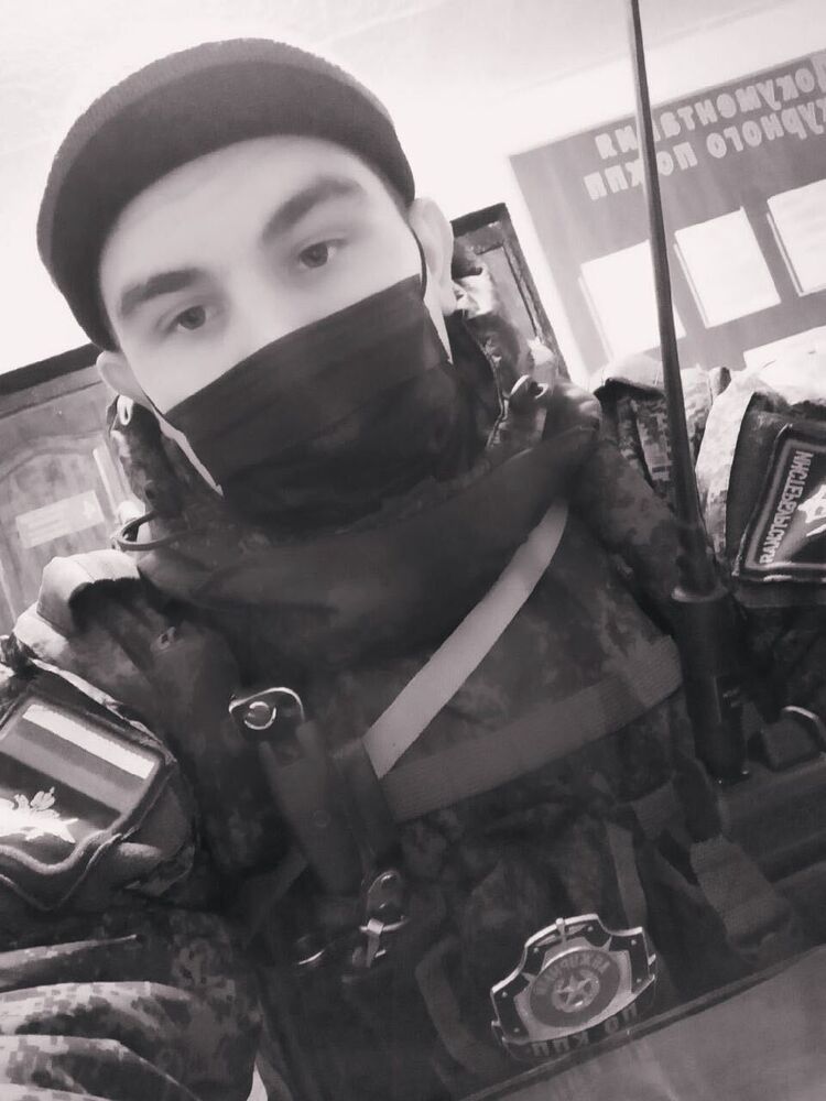  ,   Artem, 26 ,   , 