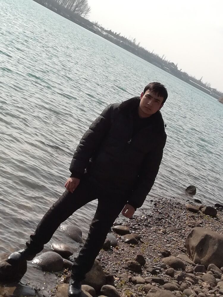 25728171  Murod, 27 ,    