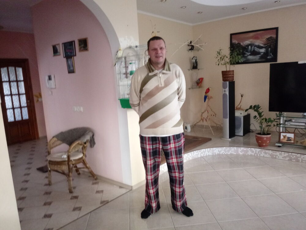  13504111  Oleg, 47 ,    