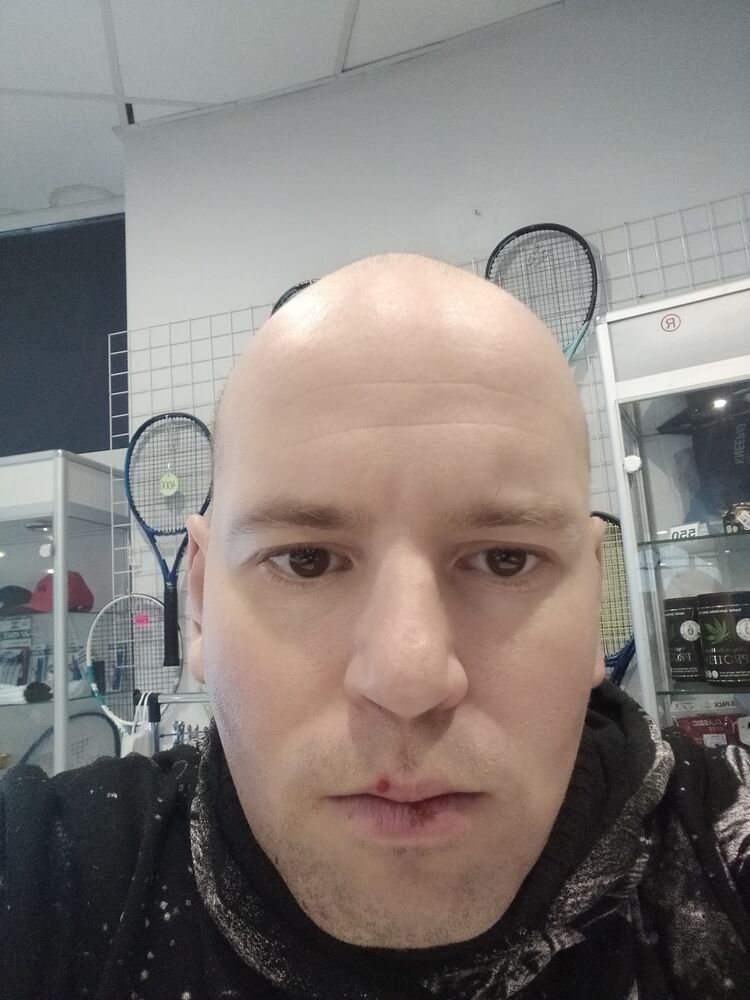  40738941  Jena, 41 ,    