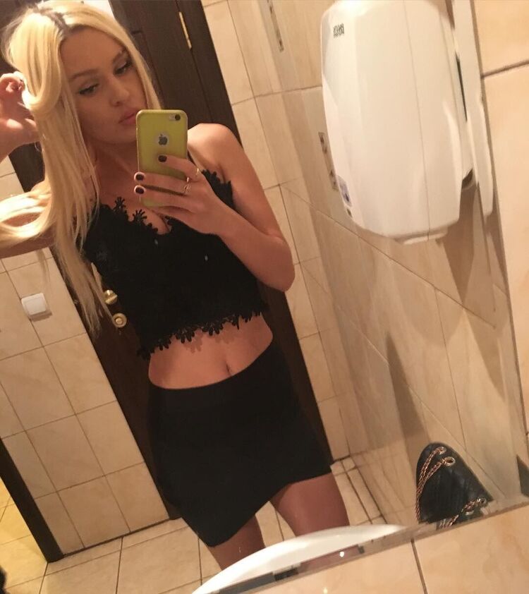  23634121  Ludmila, 30 ,     