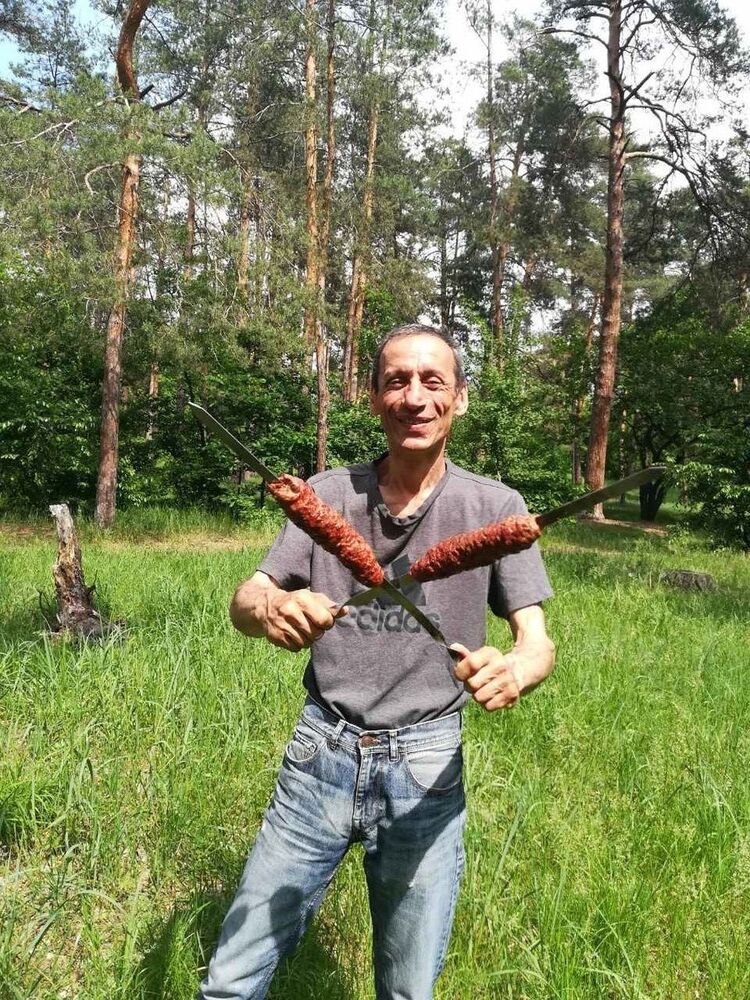  17934691  Zaali, 60 ,    