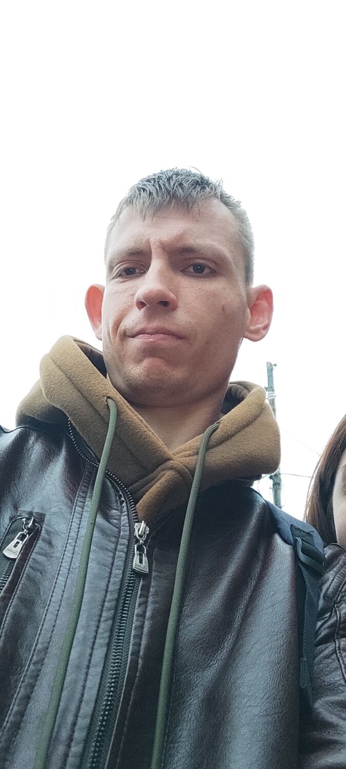  36103791  Ilya, 26 ,    