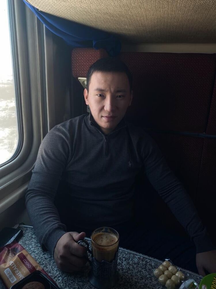  ,   Aibek, 25 ,   ,   