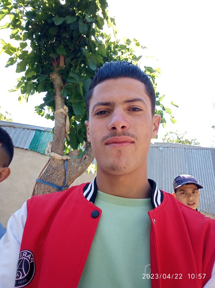  35516691  Mohammed, 22 ,    