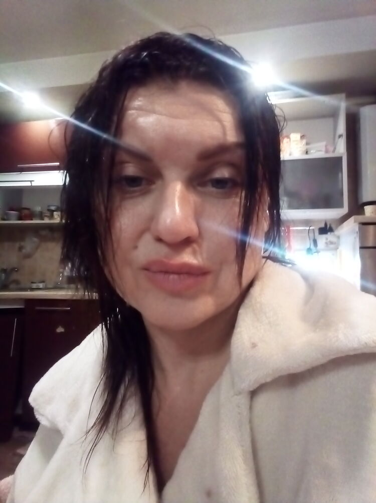  ,   Olga, 42 ,   ,   