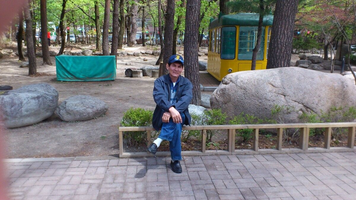  13882891  Abdimalik, 66 ,    