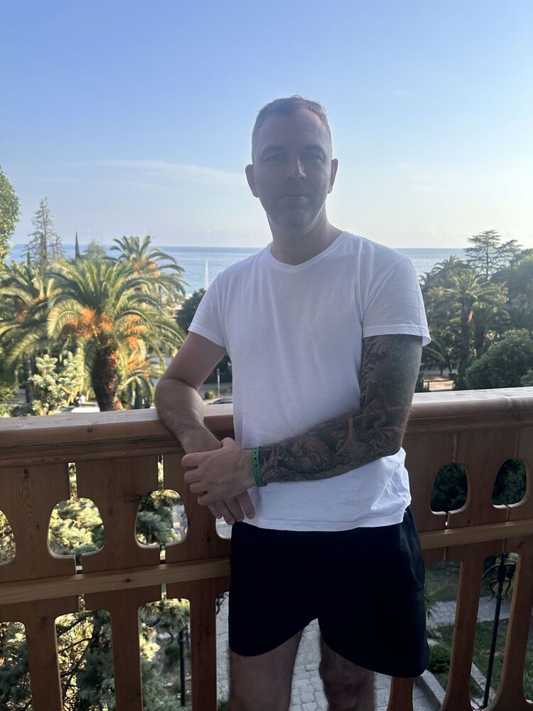  54382231  , 43 ,    -