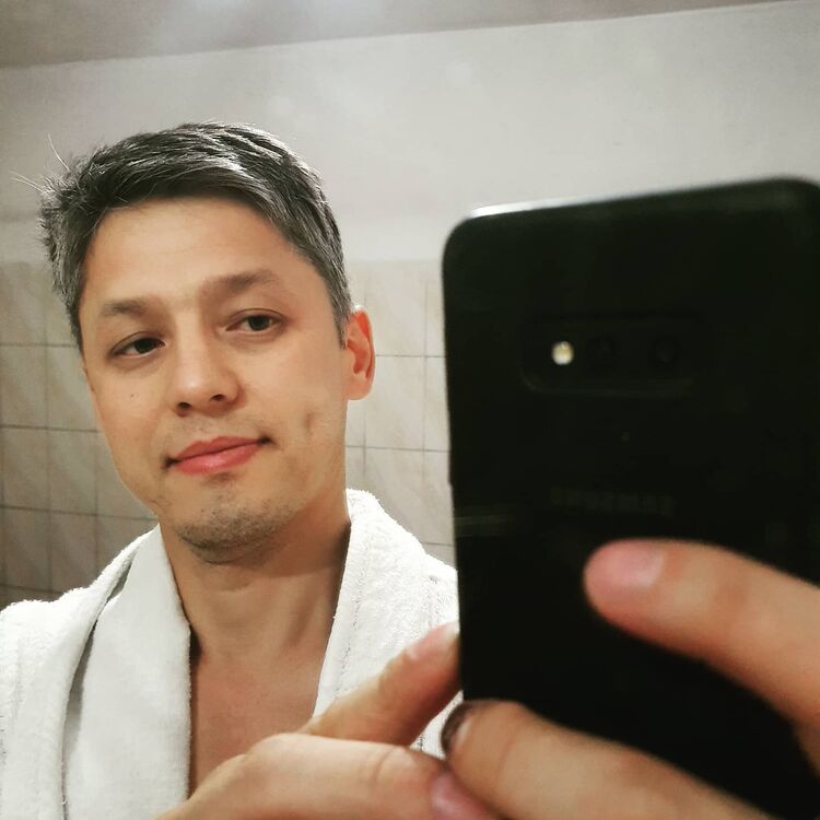 33858061  ReklamaKG, 21 ,    