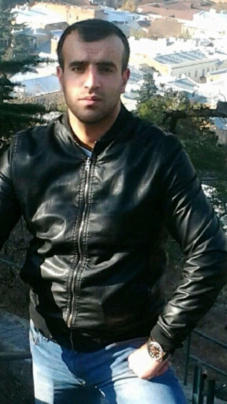  29843331  Ahmed, 40 ,    