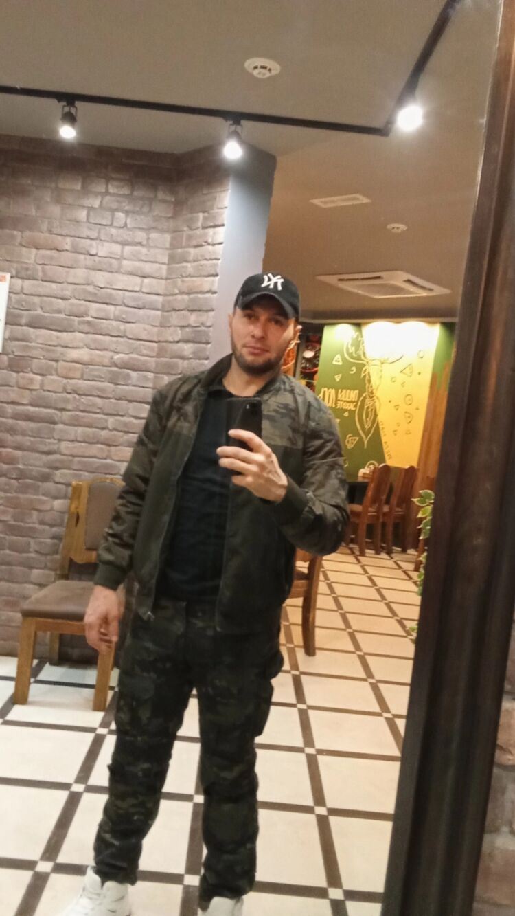  41158841  Islom, 30 ,    