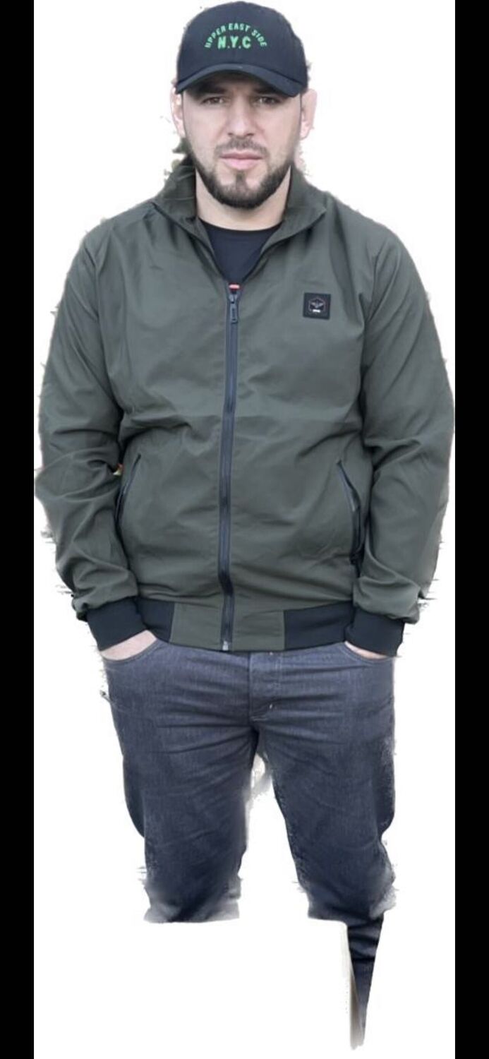  ,   Shamil, 32 ,   ,   