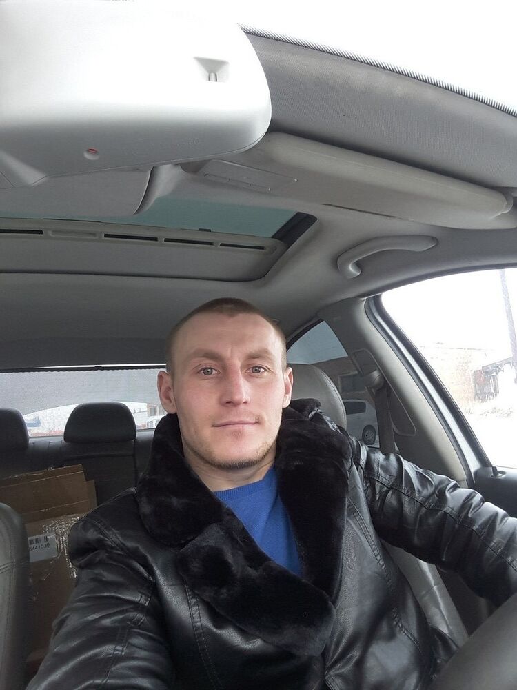  12323451  Klim, 37 ,    