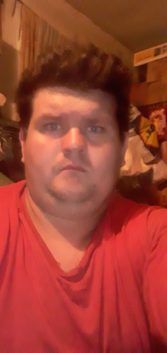  53912371  Janisonills, 31 ,    