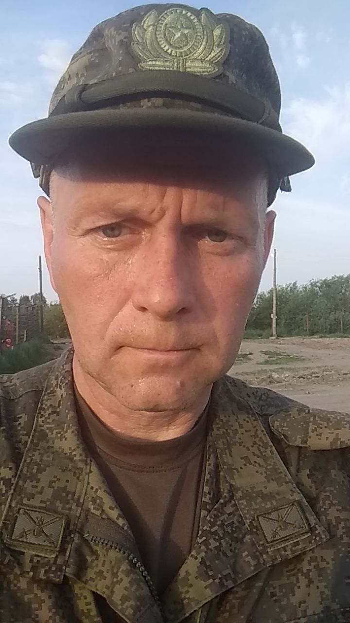 43948631  , 46 ,    