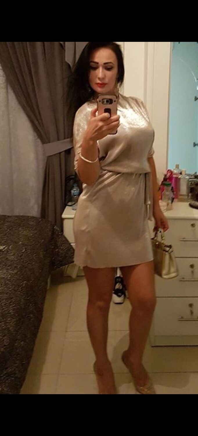  26618351  Maria, 39 ,    