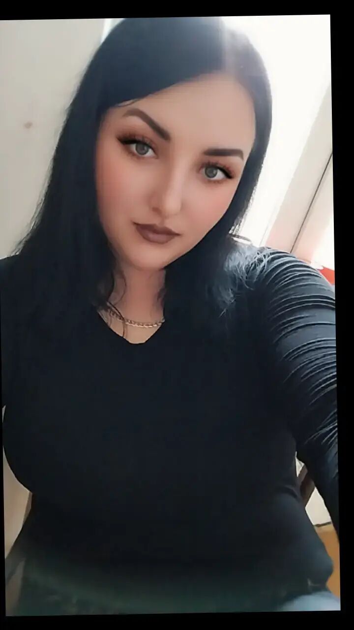  49912201  Missis_M, 24 ,    