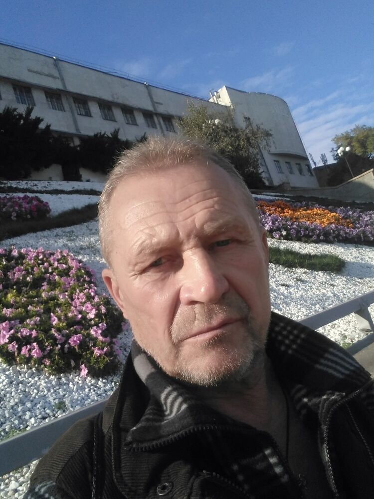 13944641  Lythiy, 60 ,    
