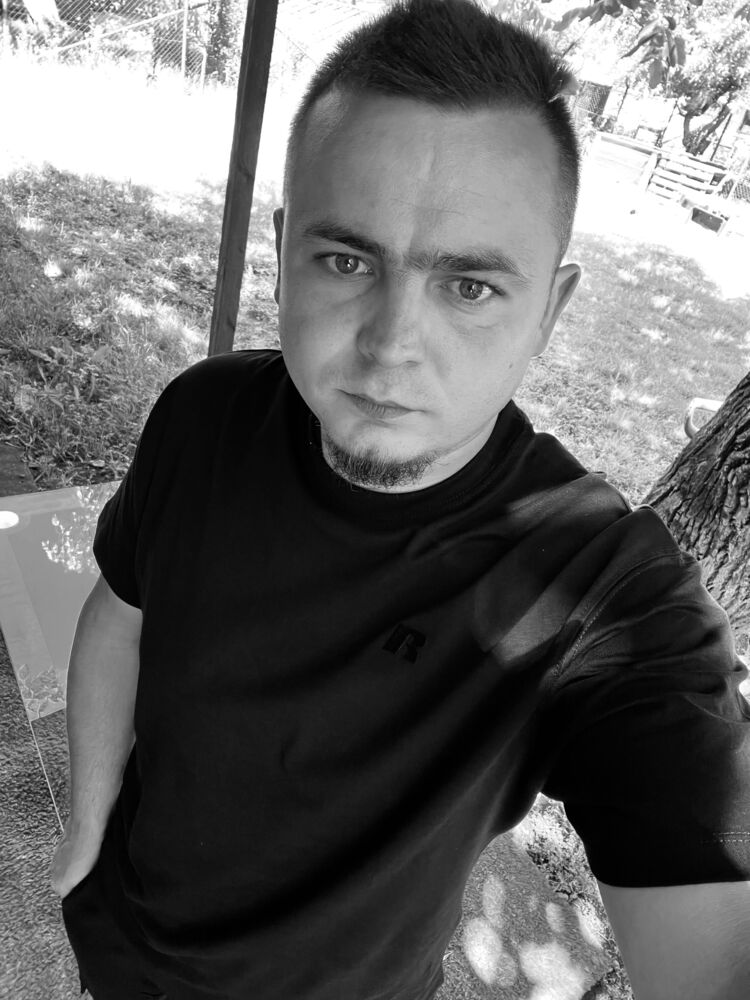  ,   Mikhail, 27 ,   ,   , c , 