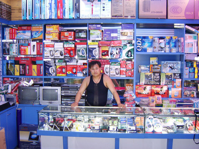  9566761  Oleg, 49 ,    -