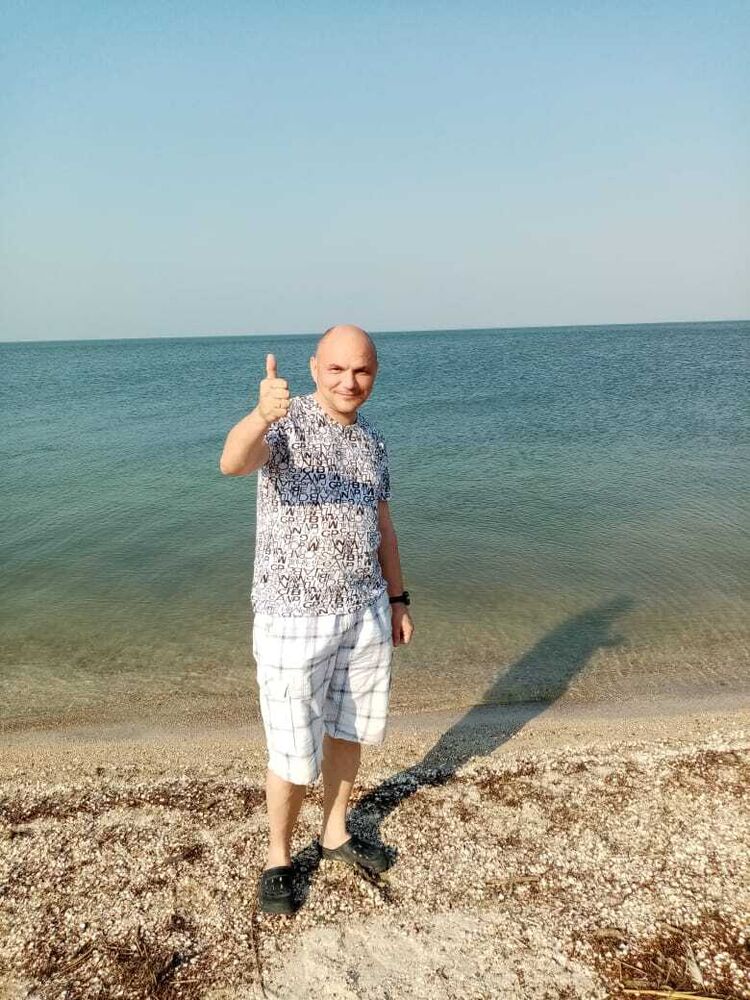  52950561  , 51 ,    -