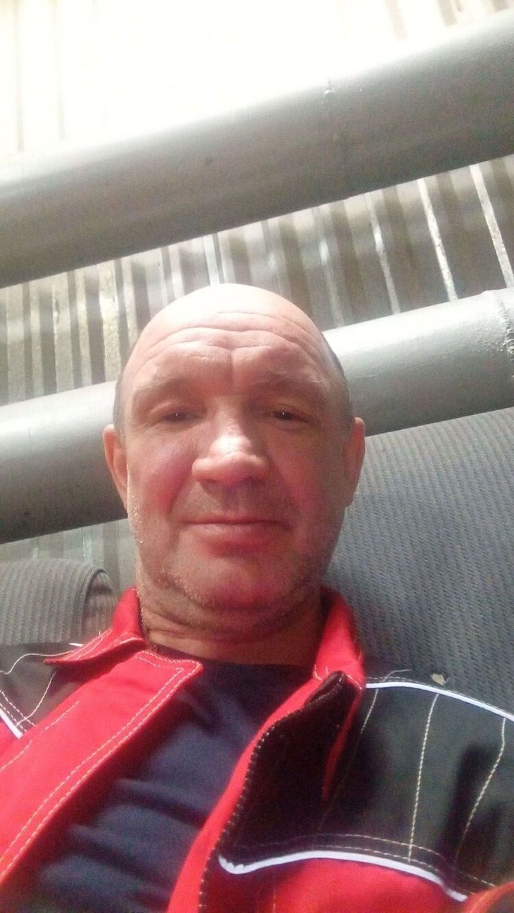  44952391  , 46 ,    