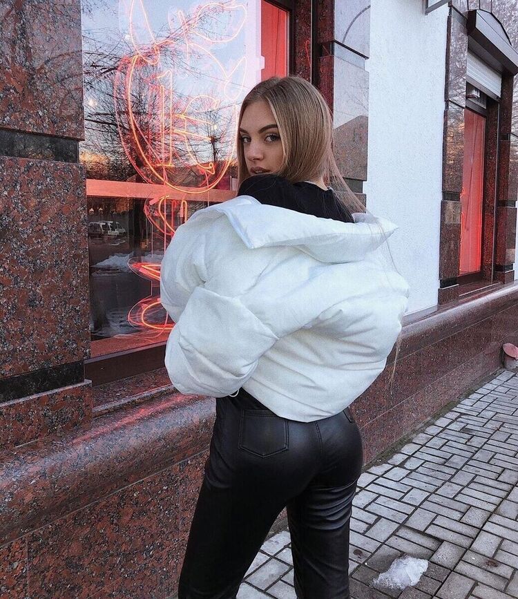 Девушка джохана полина фото