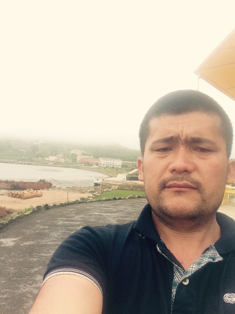  10064371  Otabek, 40 ,    