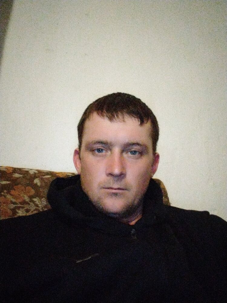  32901131  Aleks, 34 ,    