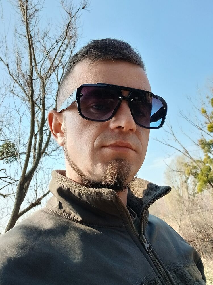  ,   Romik, 29 ,   ,   , c , 