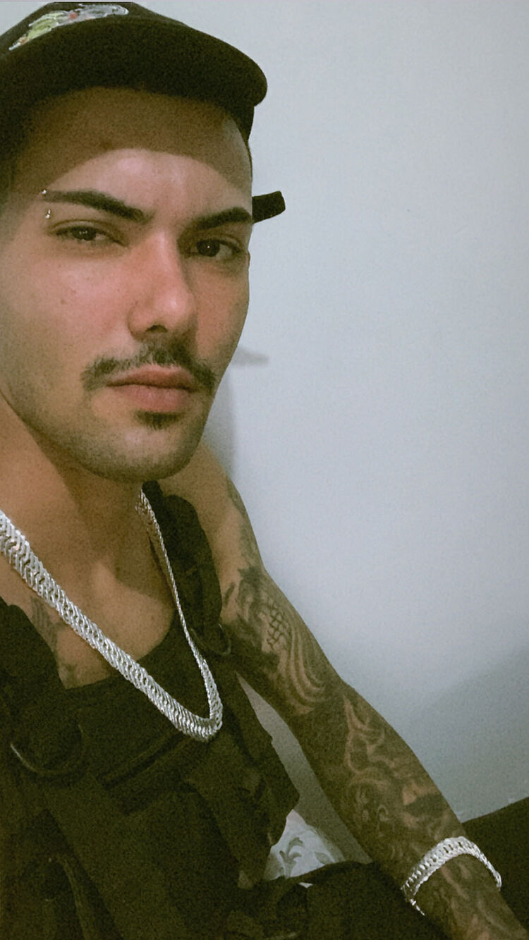 --,   Jorge, 25 ,   ,   