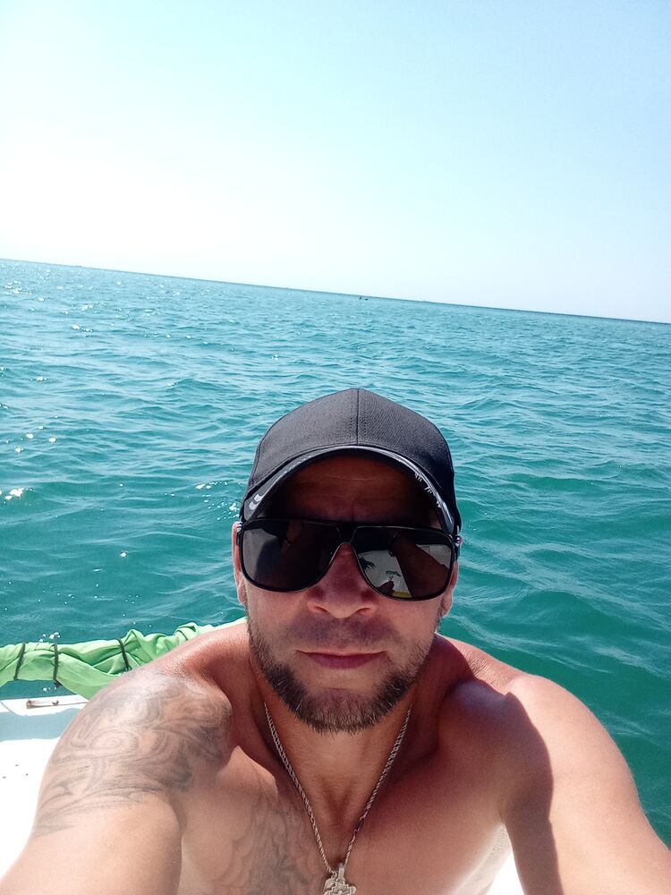  46886061  , 43 ,    