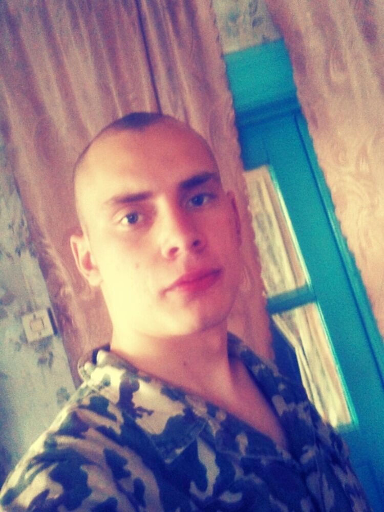  6529141  Wadim, 31 ,    