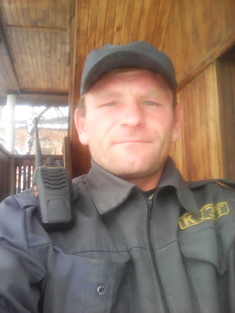  18638851  , 40 ,    -