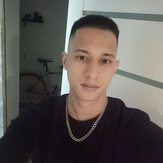 47731841  , 24 ,    