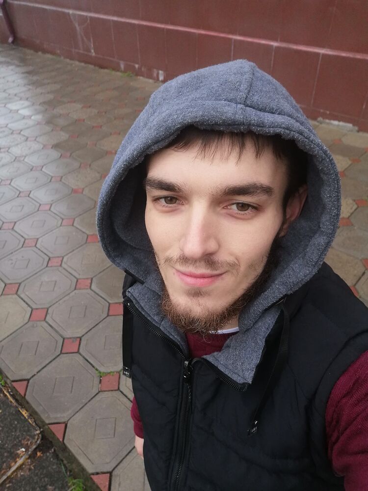  23685111  Avakyan, 30 ,    