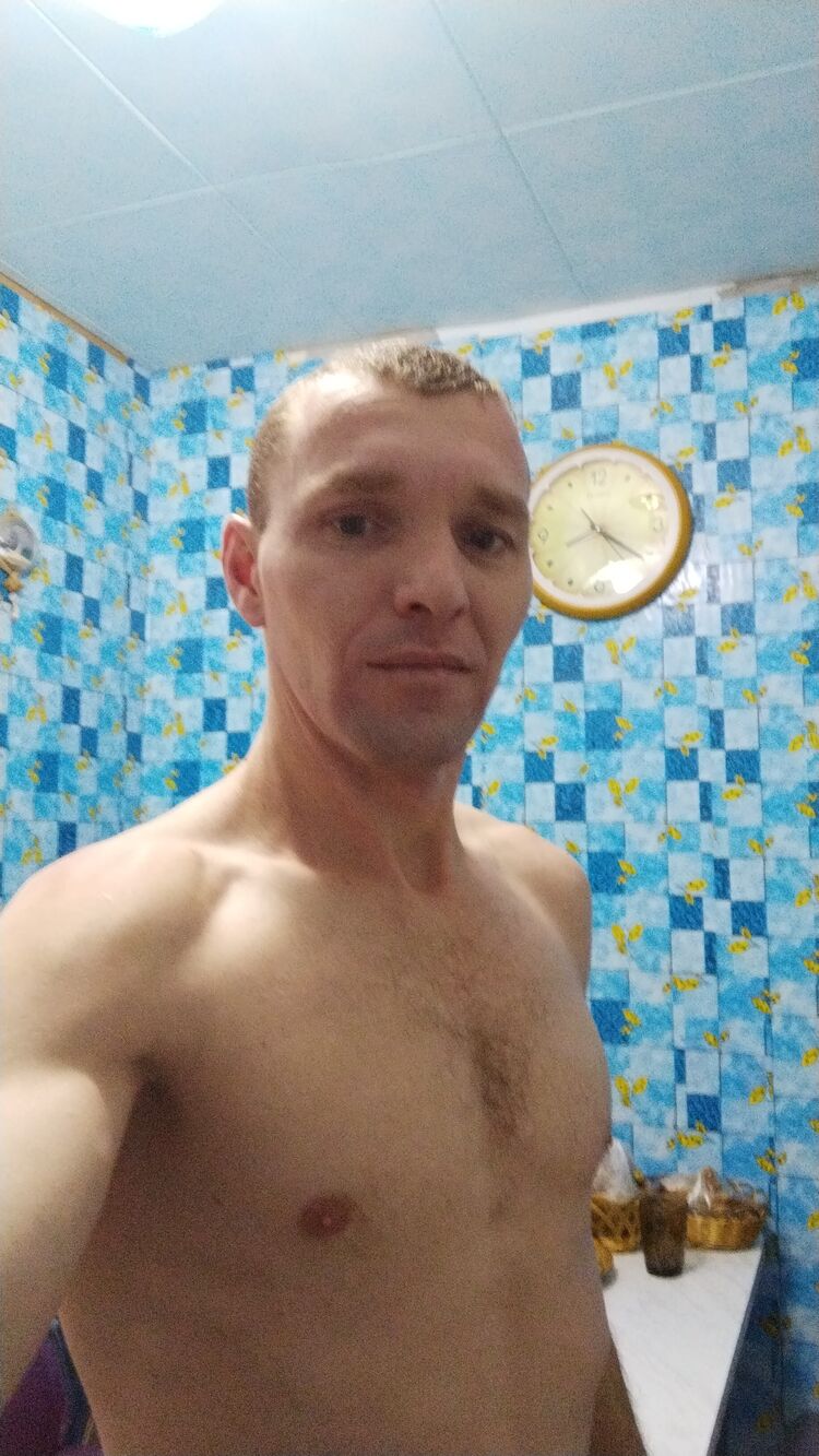  24378701  , 37 ,    