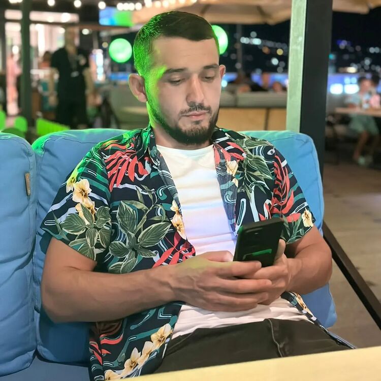  46469571  Khabib, 32 ,    --