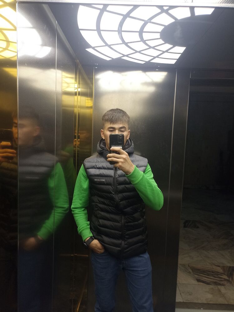  31054781  , 28 ,    -