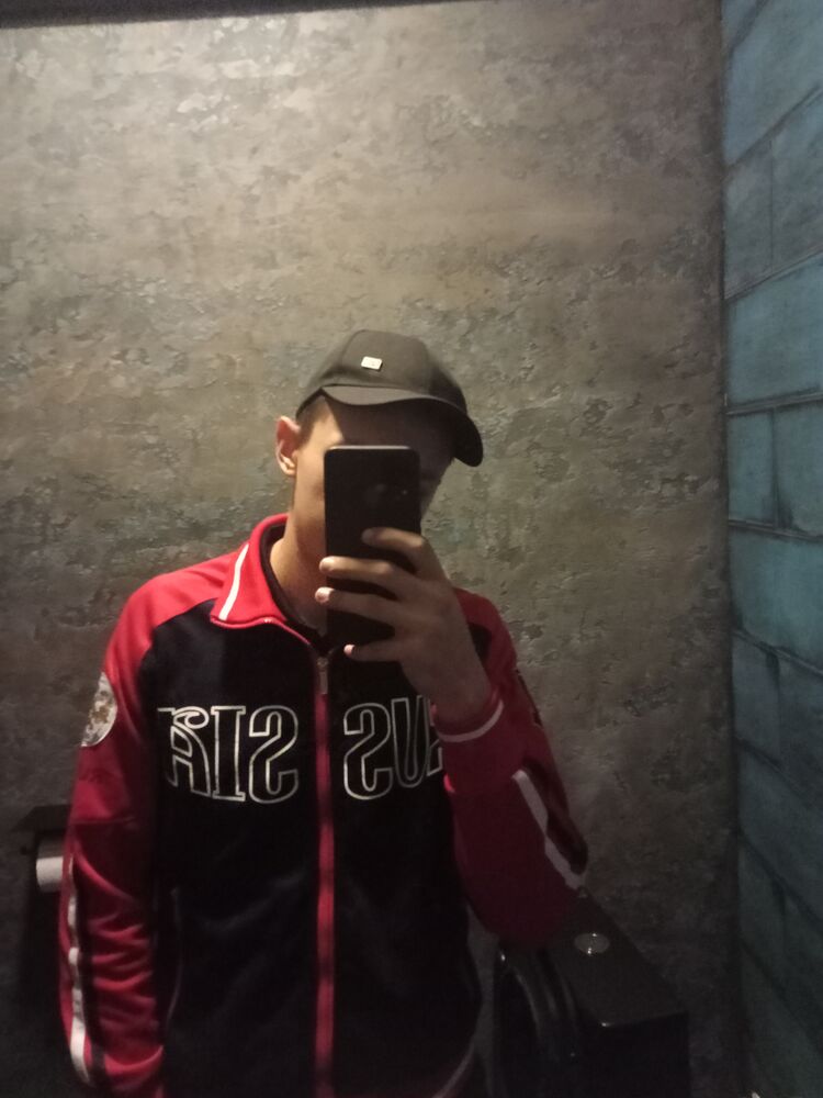  29968271  Sasha, 22 ,    