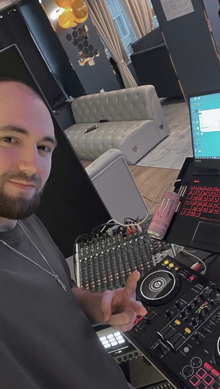 ���������� Pusan, ���� ������� Alex, 28 ���, ������������ ��� ������, ����� � ���������