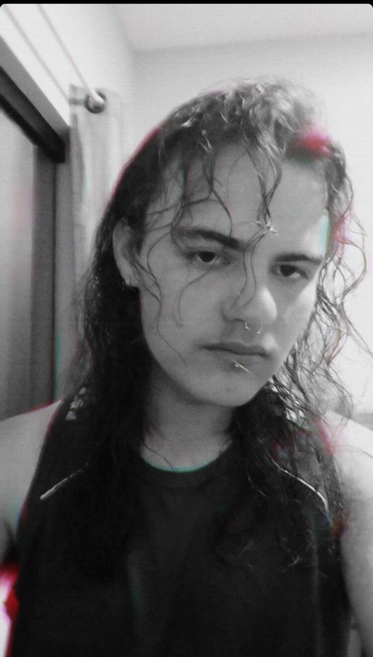  -,   Eduardo, 18 ,   ,   
