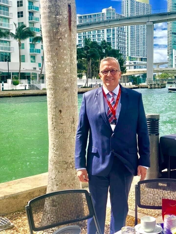  54054161  Harrison, 64 ,    