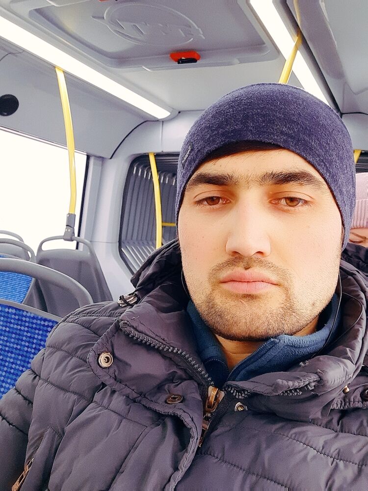  26383391  Abdurauf, 35 ,    