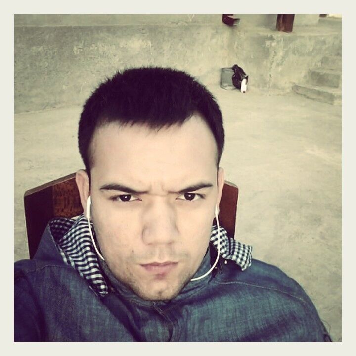  ,   Azik, 33 ,   ,   , c 