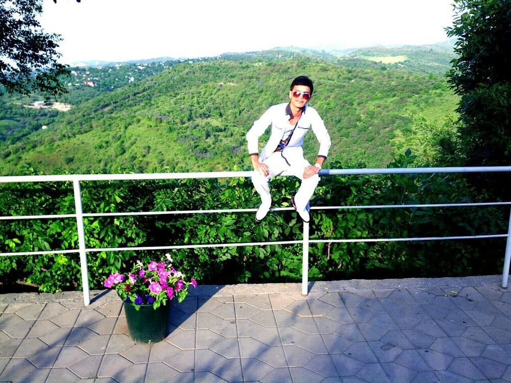  ,   Bekhzod, 32 ,   ,   