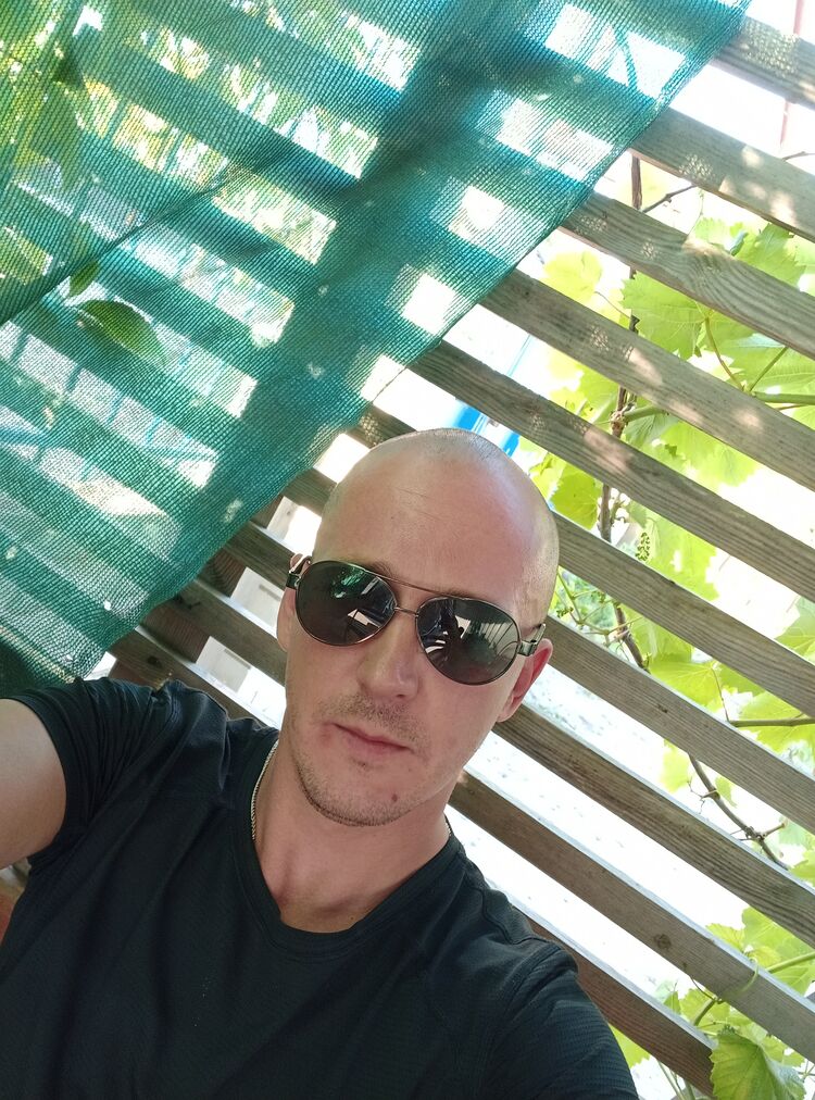  44409861  , 34 ,    